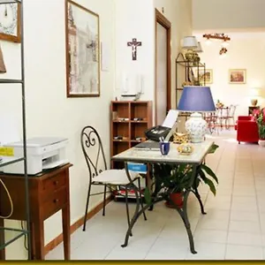 sicilia-home-bb.catania-hotels.net/